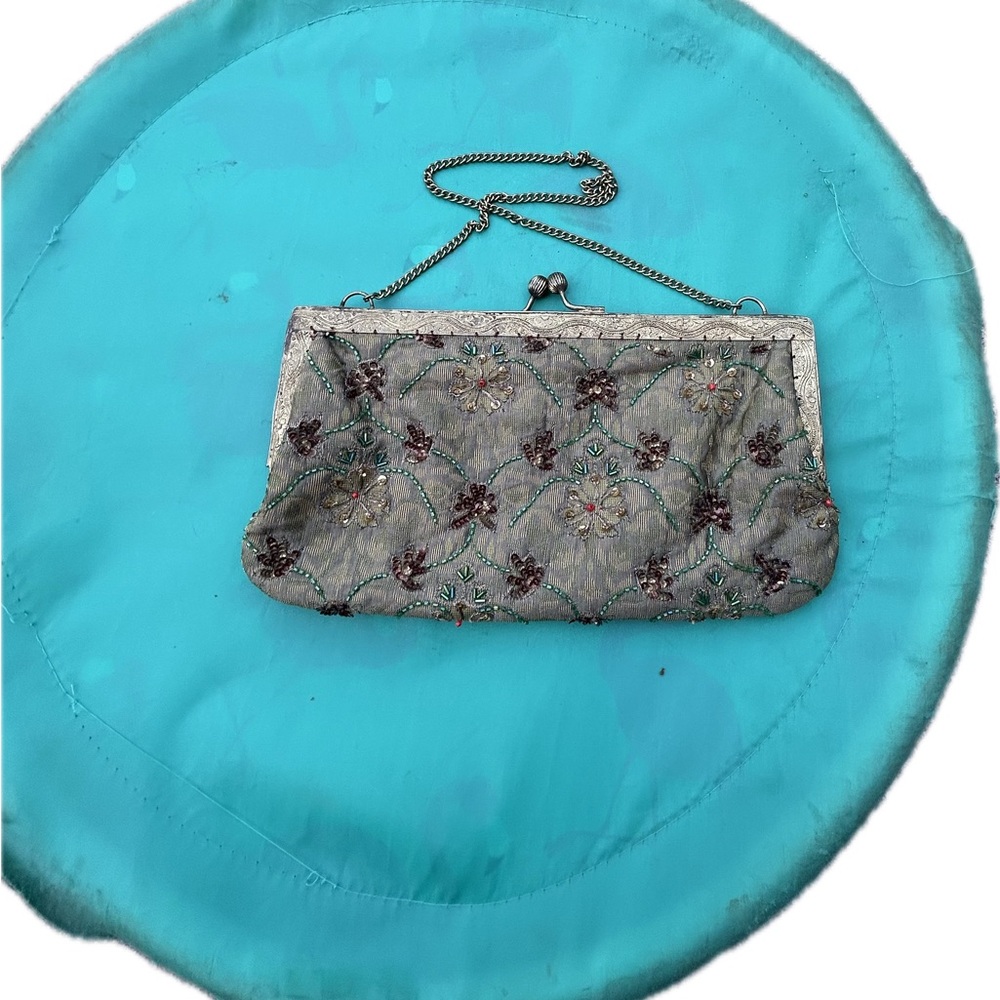 Christina vintage with Semi-Circular Design